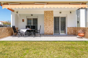 Apartment next to the Sea, Paralia Dionysiou